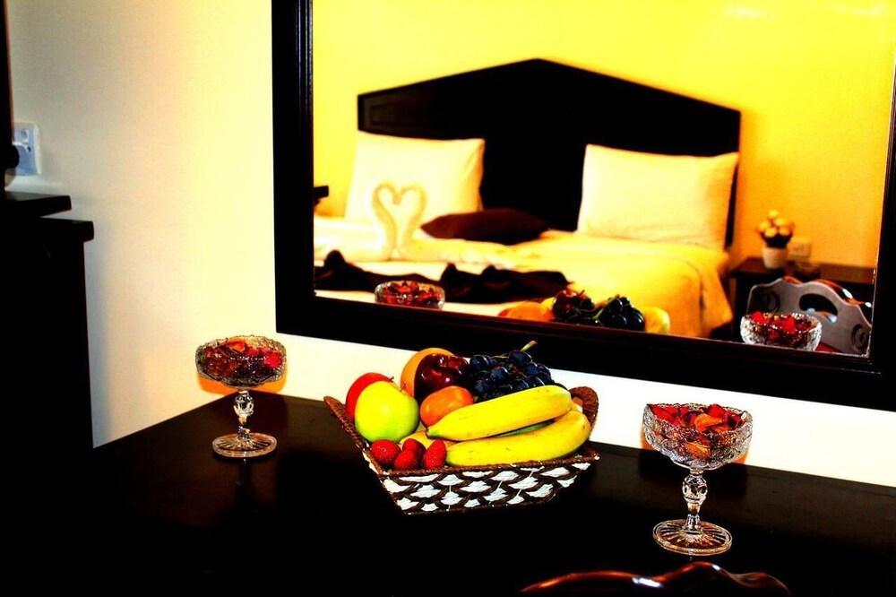 Rest Hills Hotel Amman Ngoại thất bức ảnh
